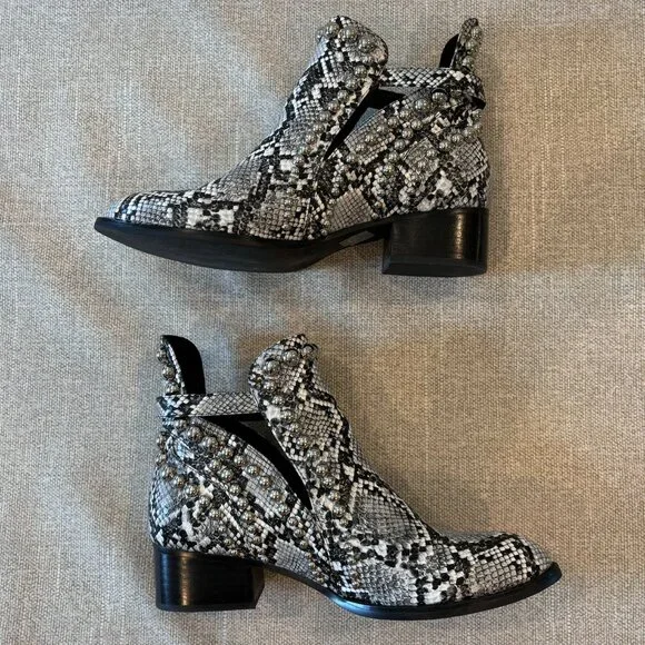 Jeffrey Campbell Rylance Studded Grey Snake Silver Ankle Bootie - Picture 3 of 8